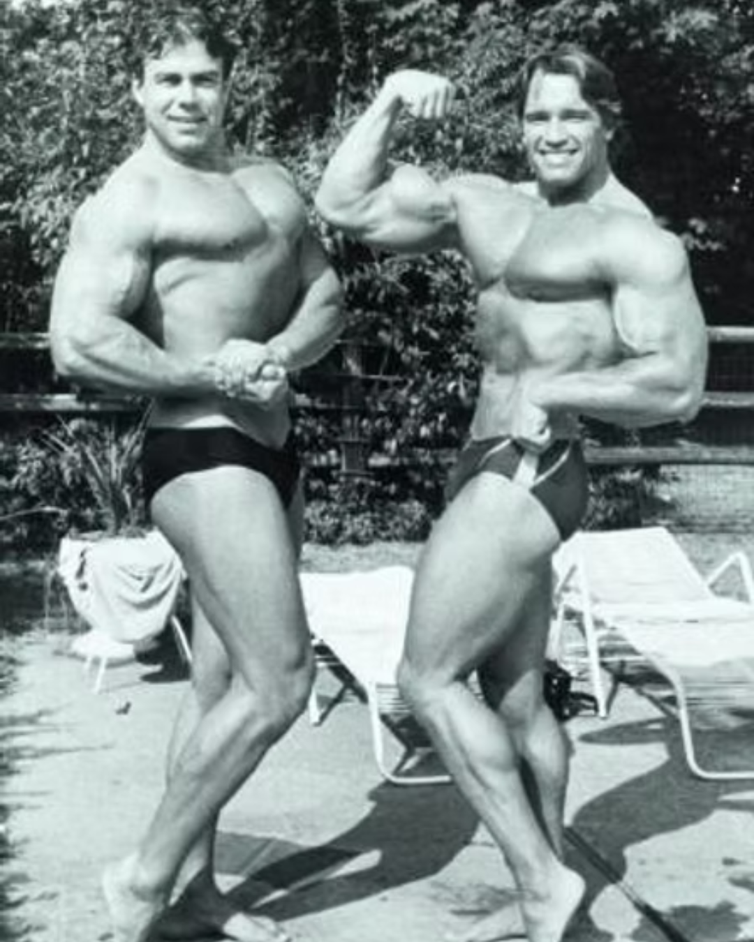 SIGNED PICTURE OF SVEN-OLE THORSEN AND ARNOLD SCHWARZENEGGER